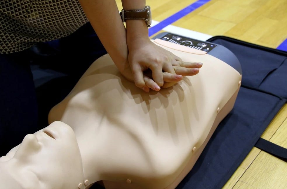 How to Perform Cardiopulmonary Resuscitation or CPR in adults
