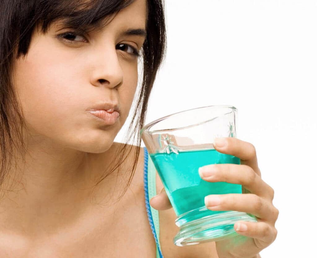 Can Mouthwash Be Used to disinfect a cut?