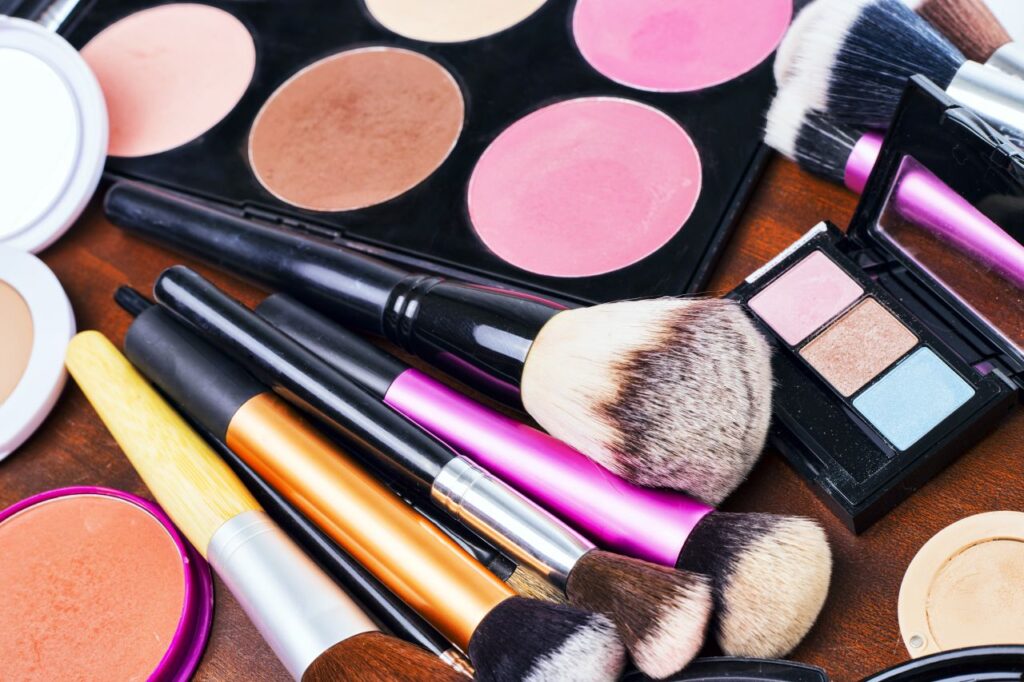 Features Of Makeup Artist Software