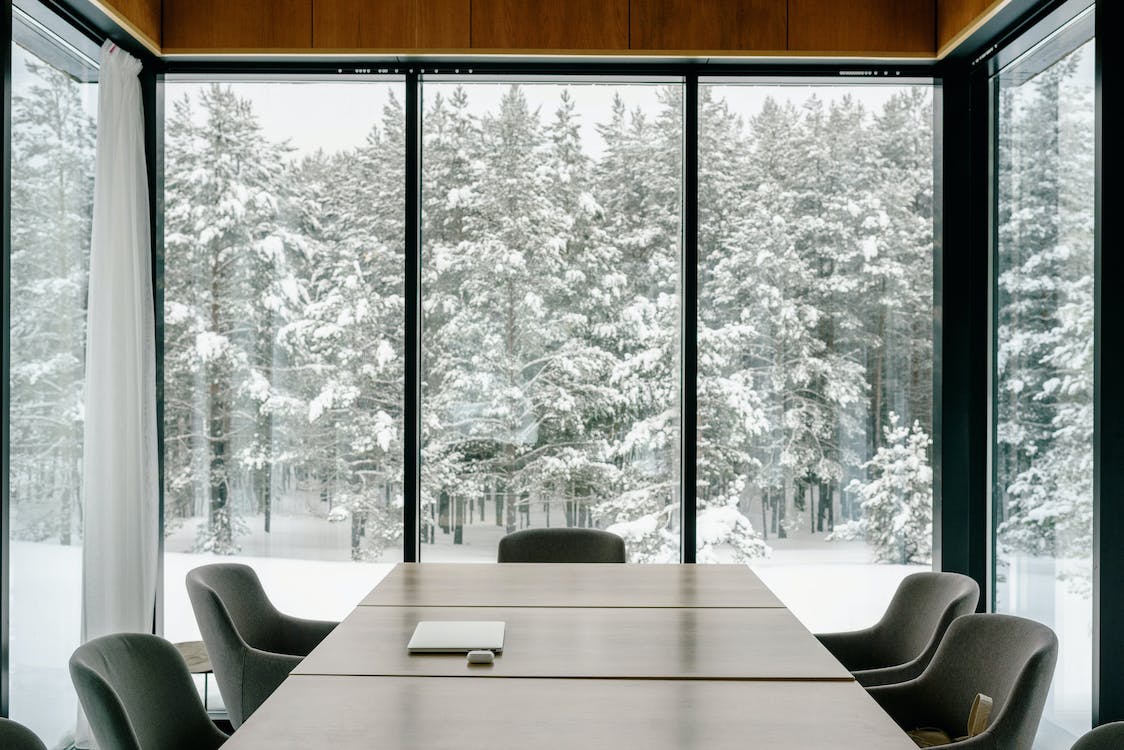 Achieve Aesthetic Brilliance with Conference Room Glass Walls